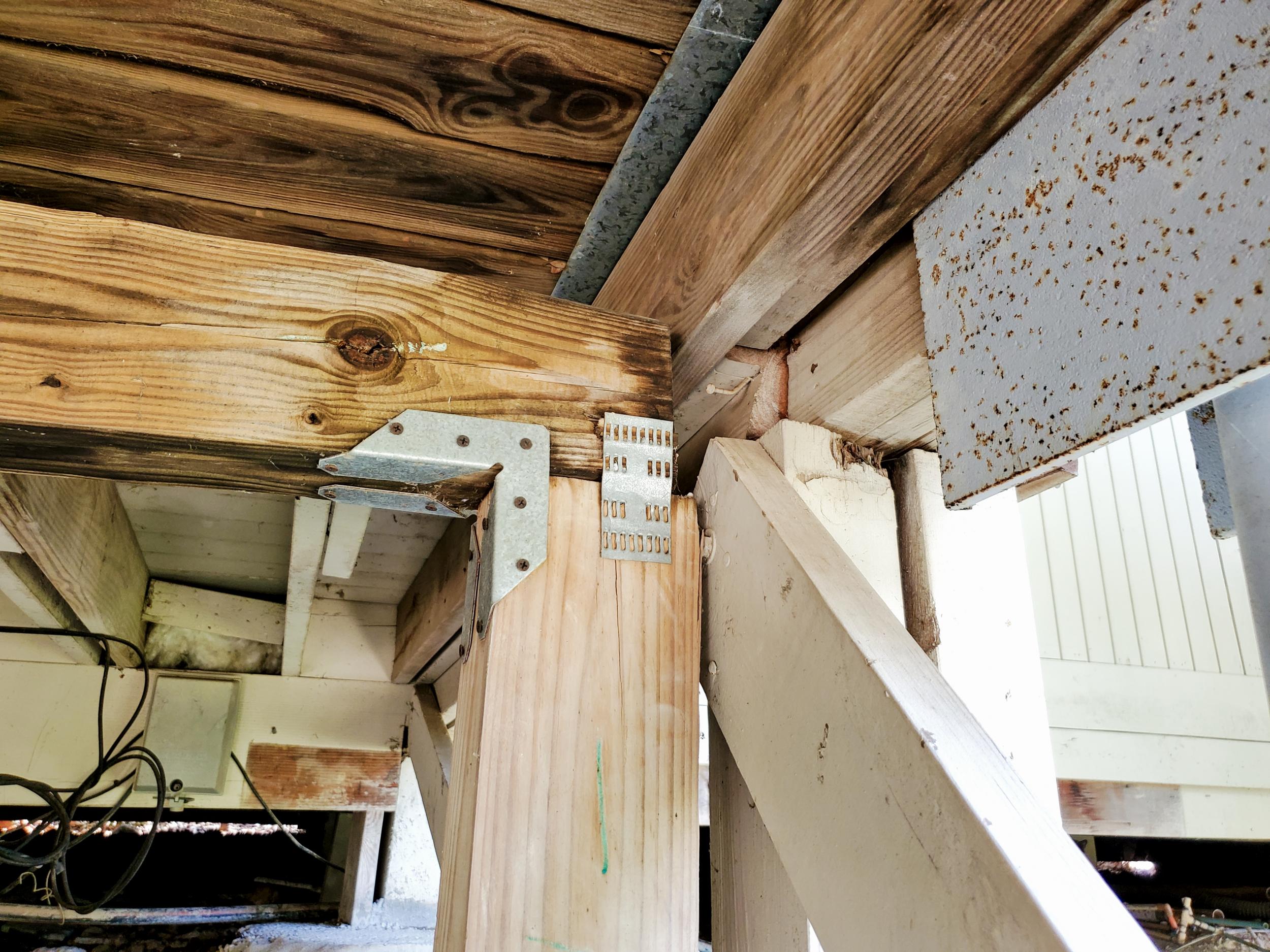 Handyman construction of the decking foundation is insufficient